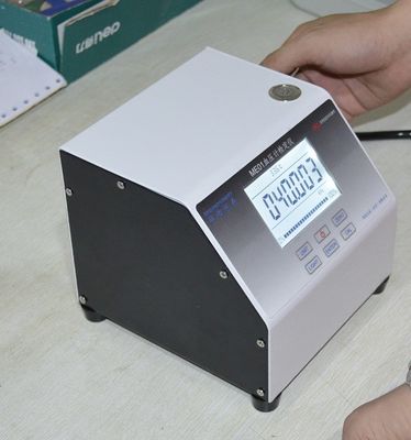 Υποστηριζόμενος από OEM ME01 Καλιμπρατήρας ακριβείας σφυγμομανόμετρου με εύρος πίεσης 0,4bar
