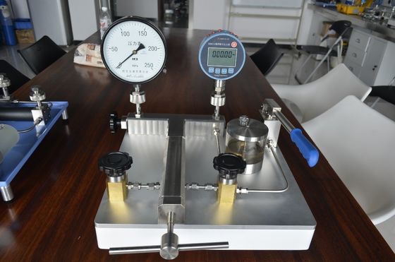 25 Μετασχηματιστή λαδιού συμβατό 2500bar χειροκίνητη αντλία για εφαρμογές υψηλής πίεσης